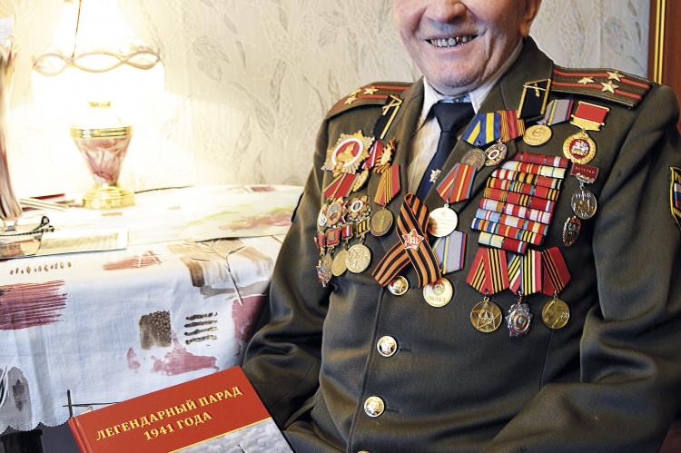 Все свои годы Павел Козленков рассказывал о Великой Отечественной войне молодому поколению. Фото: Яна Киблицки.